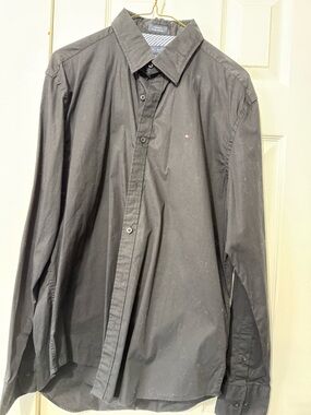 Tommy Hilfiger Men's Black Long-Sleeve Button-Down Shirt